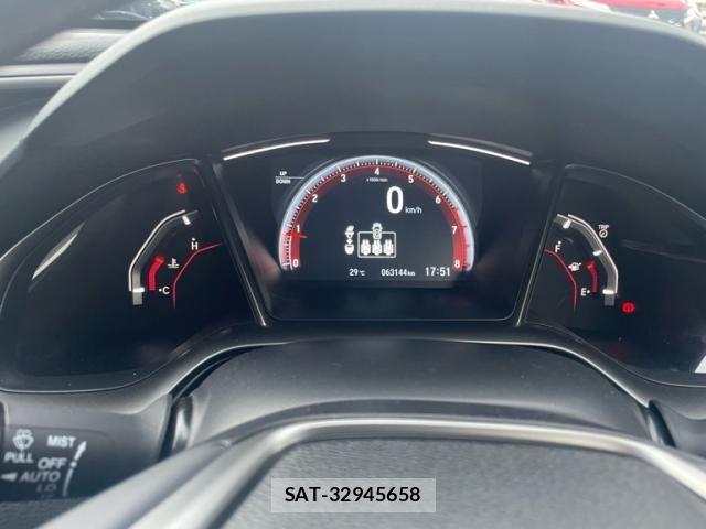 Honda CIVIC 2018-01 8229264-13