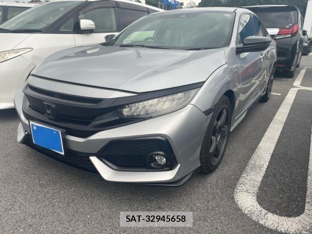 Honda CIVIC 2018-01 8229264-2