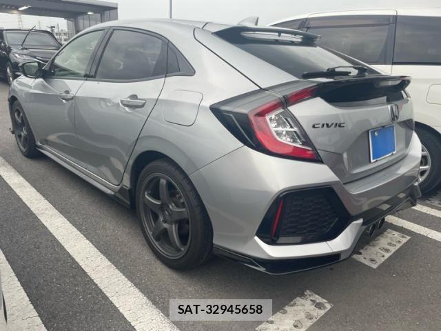 Honda CIVIC 2018-01 8229264-3