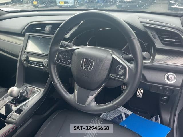 Honda CIVIC 2018-01 8229264-7