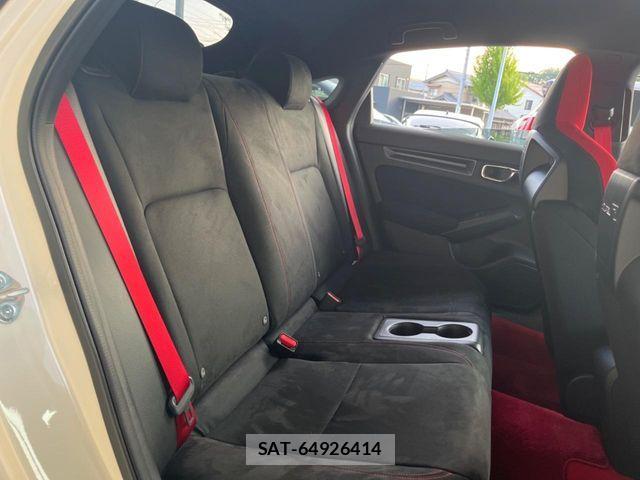 Honda CIVIC 2025-02 8229262-10