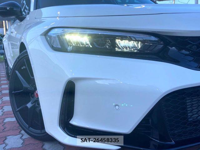 Honda CIVIC 2025-11 8229260-11