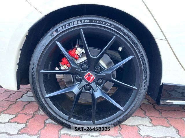 Honda CIVIC 2025-11 8229260-12