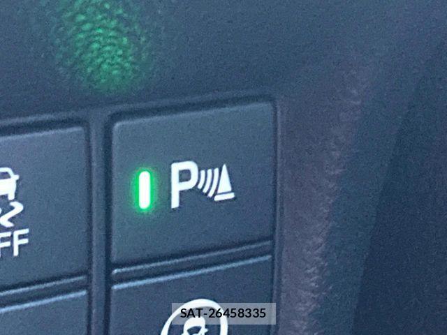 Honda CIVIC 2025-11 8229260-6