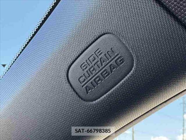 Honda CIVIC 2022-02 8244842-27