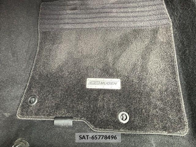Honda CIVIC 2019-08 8244845-16