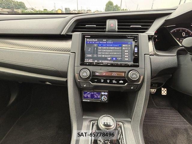 Honda CIVIC 2019-08 8244845-17