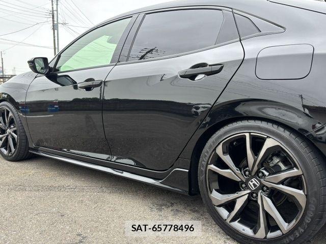 Honda CIVIC 2019-08 8244845-7