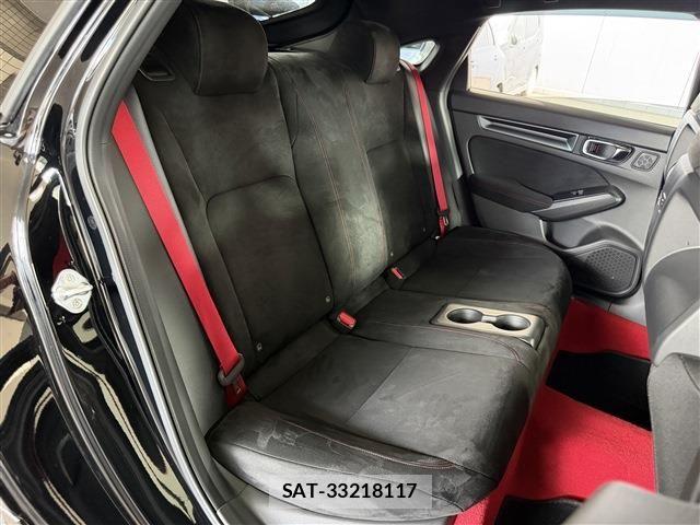 Honda CIVIC 2025-01 8313681-14