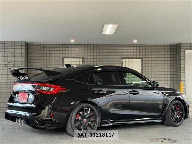 Honda CIVIC 2025-01 8313681-2