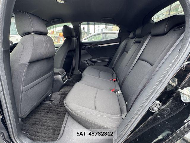 Honda CIVIC 2018-05 8313709-14