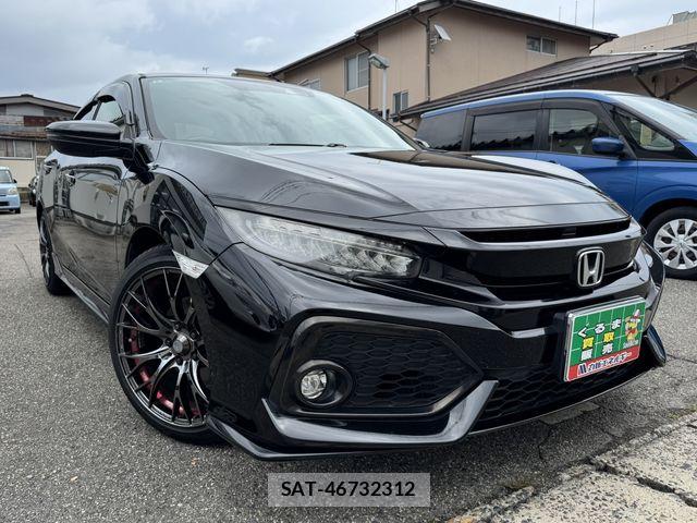 Honda CIVIC 2018-05 8313709-3