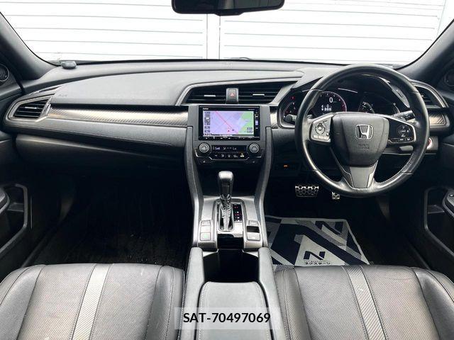 Honda CIVIC 2018-12 8313711-1