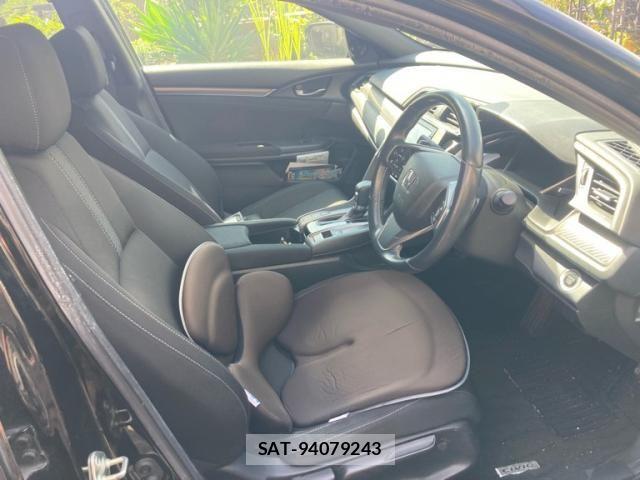 Honda CIVIC 2017-09 8313713-17