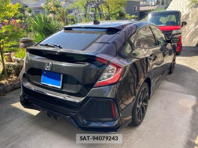 Honda CIVIC 2017-09 8313713-3