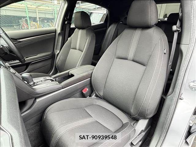 Honda CIVIC 2018-04 8313710-16