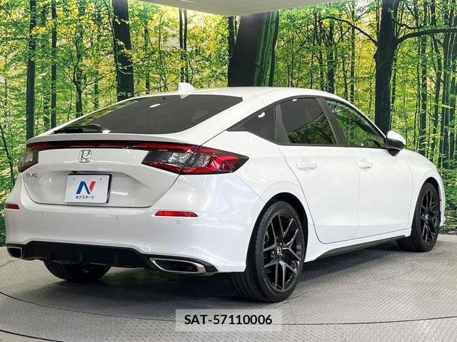 Honda CIVIC 2021-11 8313698-16