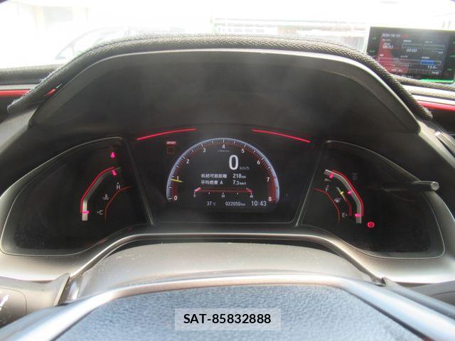 Honda CIVIC 2019-05 8313683-17