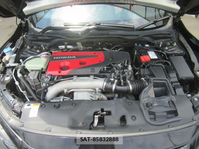 Honda CIVIC 2019-05 8313683-27