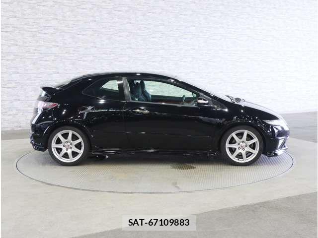 Honda CIVIC 2012-04 8313701-13