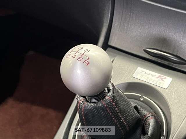 Honda CIVIC 2012-04 8313701-7
