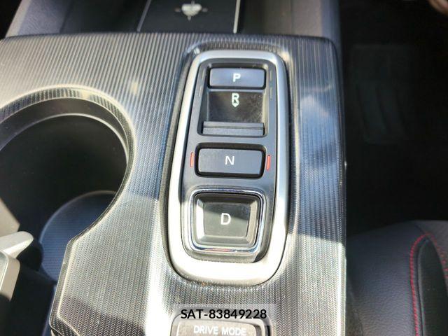 Honda CIVIC 2023-10 8313686-13