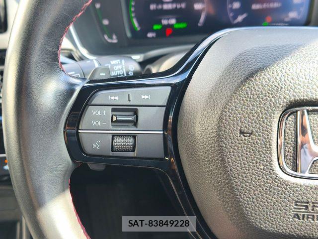 Honda CIVIC 2023-10 8313686-18