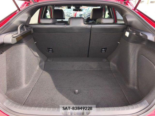 Honda CIVIC 2023-10 8313686-5