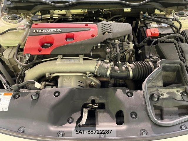 Honda CIVIC 2018-03 8313682-17