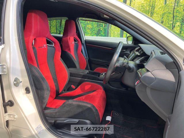 Honda CIVIC 2018-03 8313682-7
