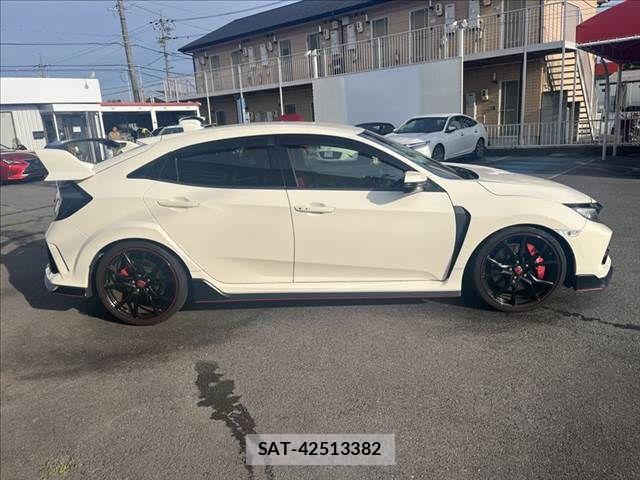 Honda CIVIC 2017-12 8313687-14