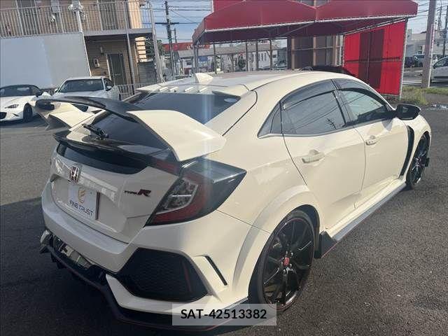 Honda CIVIC 2017-12 8313687-15