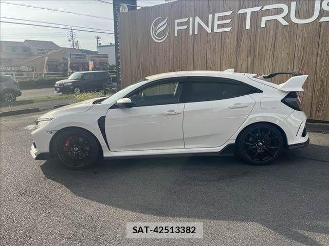 Honda CIVIC 2017-12 8313687-17