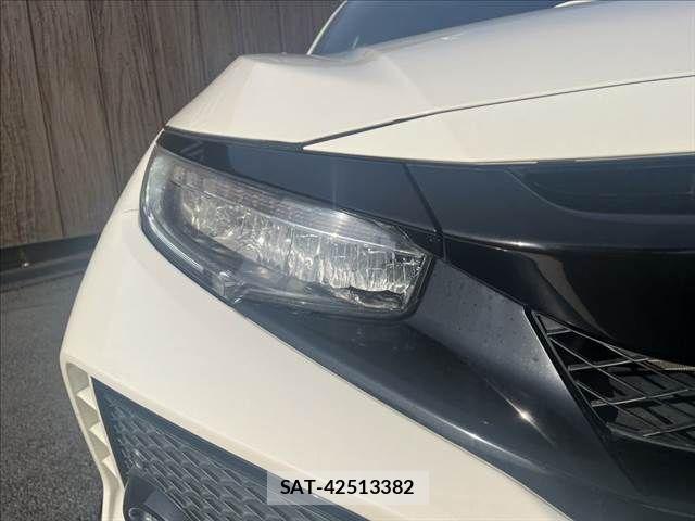 Honda CIVIC 2017-12 8313687-19