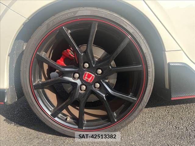 Honda CIVIC 2017-12 8313687-26
