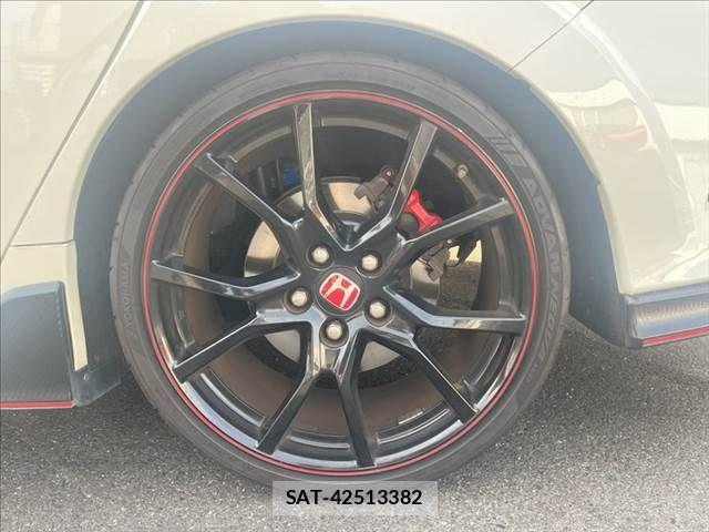 Honda CIVIC 2017-12 8313687-28