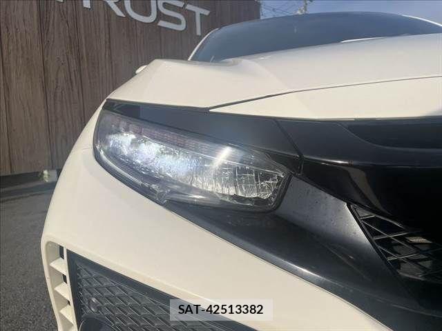 Honda CIVIC 2017-12 8313687-29