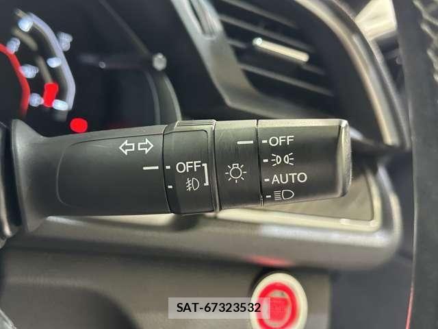 Honda CIVIC 2018-08 8335237-13