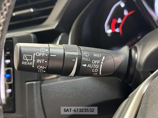 Honda CIVIC 2018-08 8335237-14