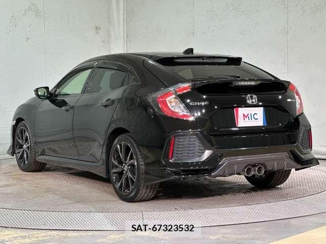 Honda CIVIC 2018-08 8335237-7