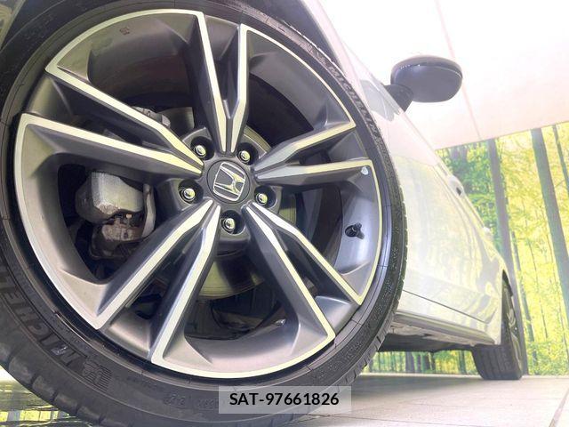 Honda CIVIC 2024-09 8335233-12