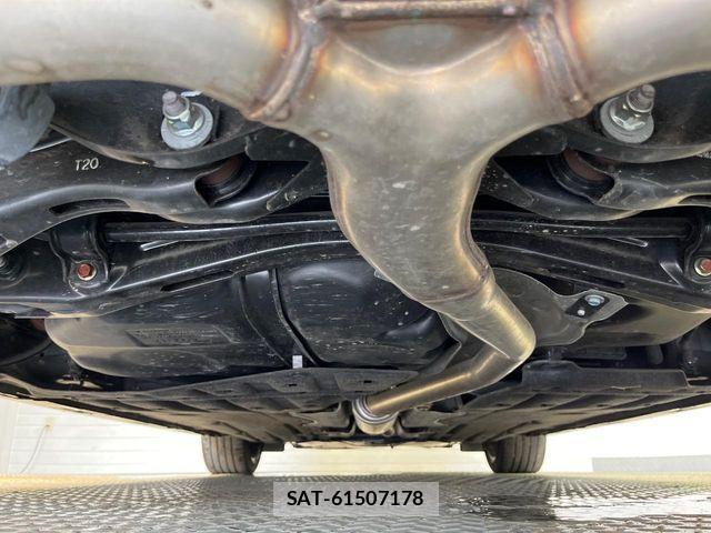 Honda CIVIC 2023-09 8335236-18