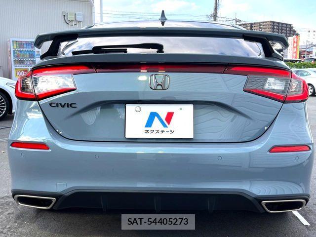 Honda CIVIC 2023-12 8335235-15
