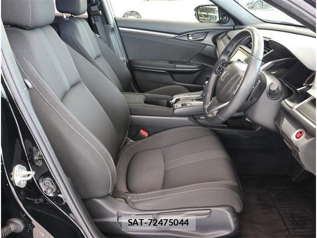 Honda CIVIC 2018-06 8335239-14
