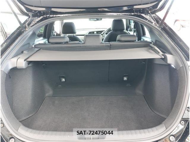 Honda CIVIC 2018-06 8335239-19