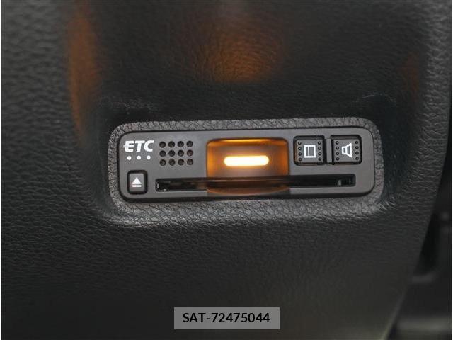 Honda CIVIC 2018-06 8335239-4