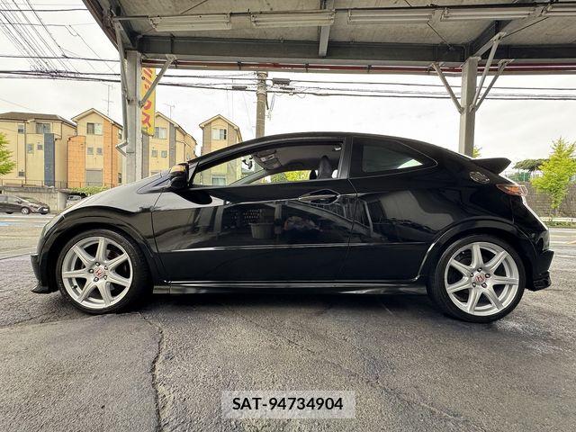 Honda CIVIC 2011-05 8335241-8