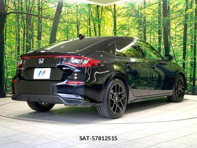 Honda CIVIC 2023-10 8354151-16
