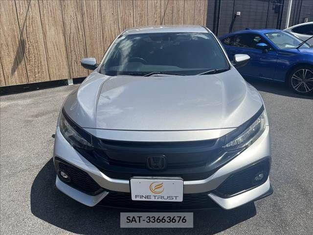 Honda CIVIC 2017-11 8354152-12