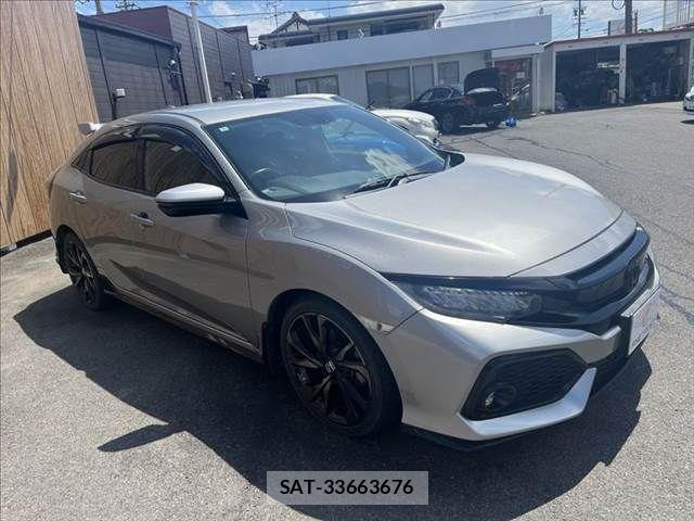 Honda CIVIC 2017-11 8354152-13